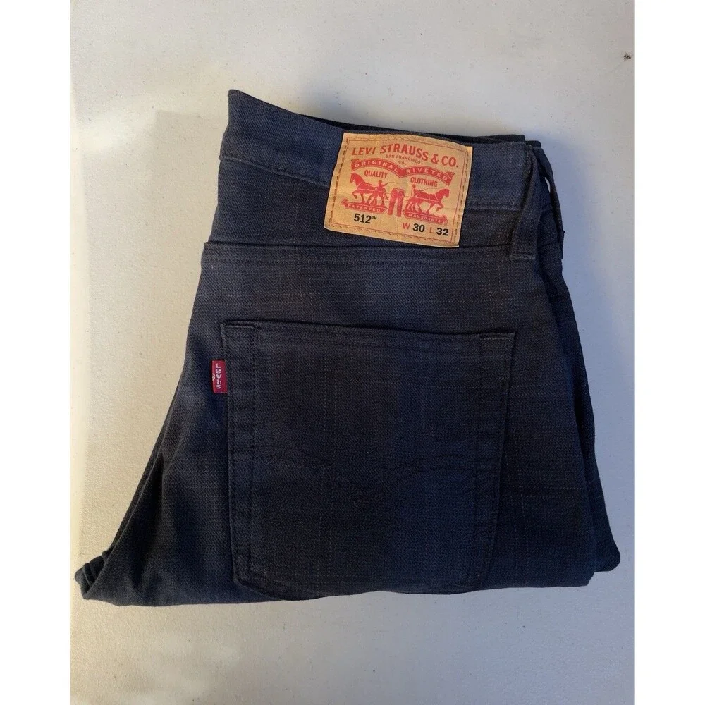 Levis levis 512